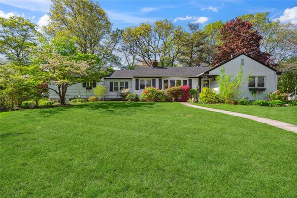 Backyard, Exterior, Facade, Ranch