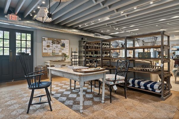 Dining room, Interior, Recessed Lighting