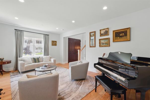 Interior, Living room, Piano, Recessed Lighting, Wood Texture Flooring