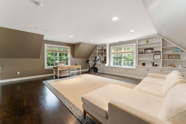 Home Office, Interior, Recessed Lighting, Wood Texture Flooring
