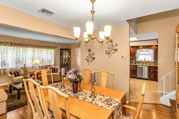 Chandelier, Dining room, Interior, Kitchen, Living room, Wood Texture Flooring