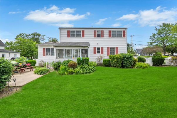 Backyard, Exterior, Facade, Georgian