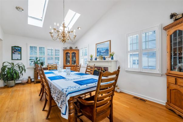 Chandelier, Dining room, Fireplace, Interior, Recessed Lighting, Wood Texture Flooring