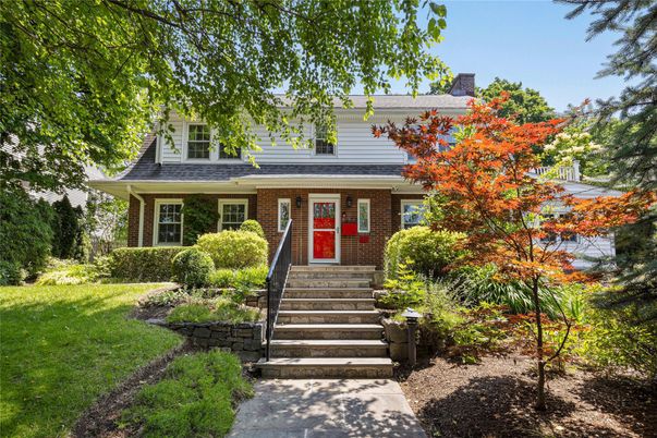 Exterior, Facade, Brick Facade, Queen Anne Victorian