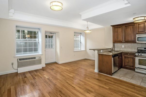 Interior, Kitchen, Pendant Lights, Wood Texture Flooring