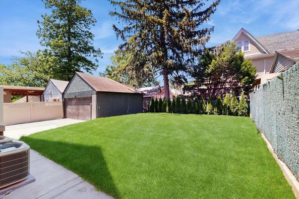 Backyard, Detached Garage, Exterior