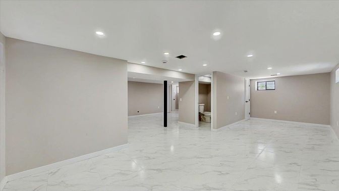 Empty room, Interior, Marble, Recessed Lighting