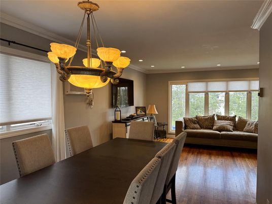 Chandelier, Dining room, Interior, Living room, Recessed Lighting, Wood Texture Flooring