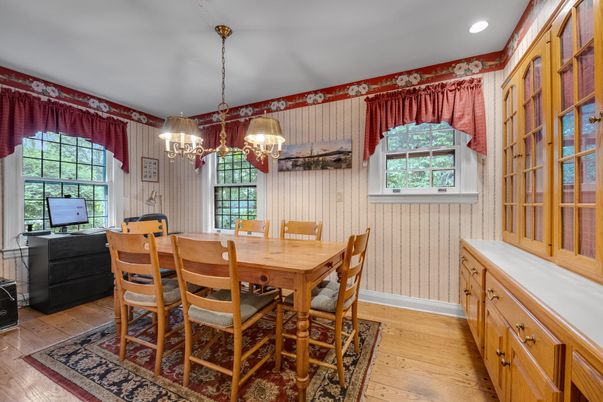 Chandelier, Dining room, Interior, Pendant Lights, Recessed Lighting, Wood Texture Flooring