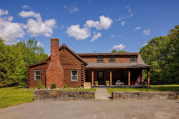 Backyard, Exterior, Facade, Log Home