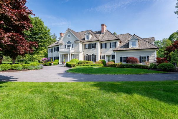 Backyard, Exterior, Facade, French Provincial