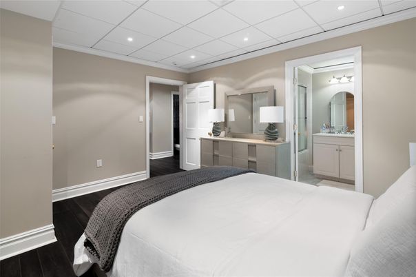 Bedroom, Interior, Recessed Lighting, Wood Texture Flooring