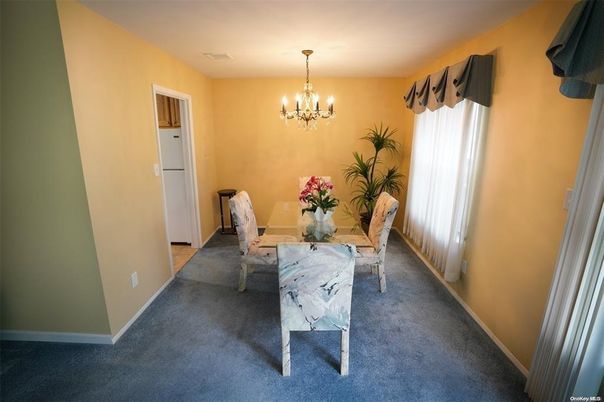 Chandelier, Dining room, Interior