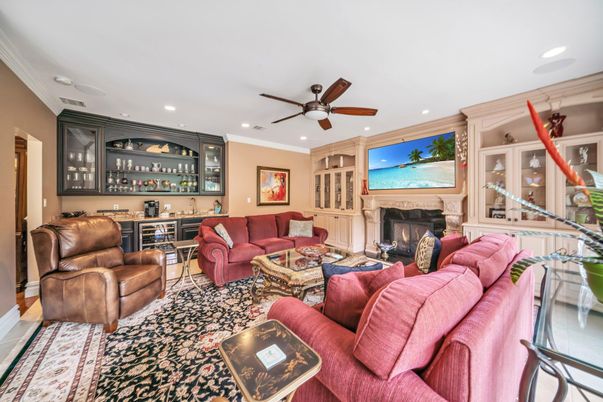 Fireplace, Interior, Living room, Recessed Lighting