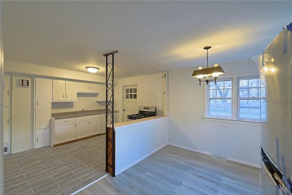 Chandelier, Interior, Kitchen, Pendant Lights, Wood Texture Flooring