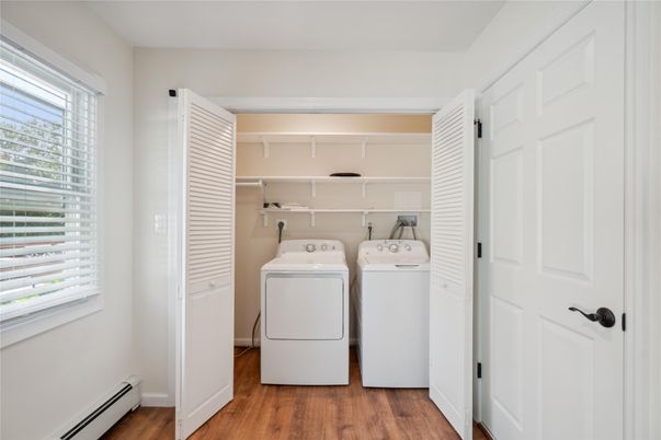 Interior, Utility Closets, Washer, Wood Texture Flooring