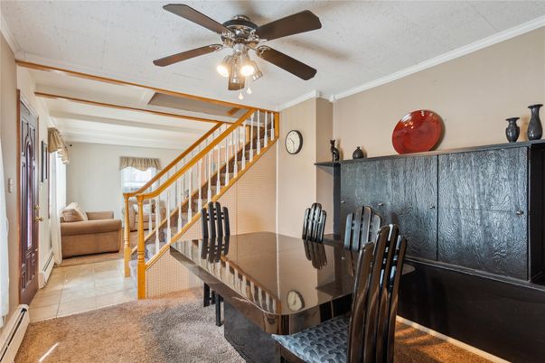 Dining room, Interior