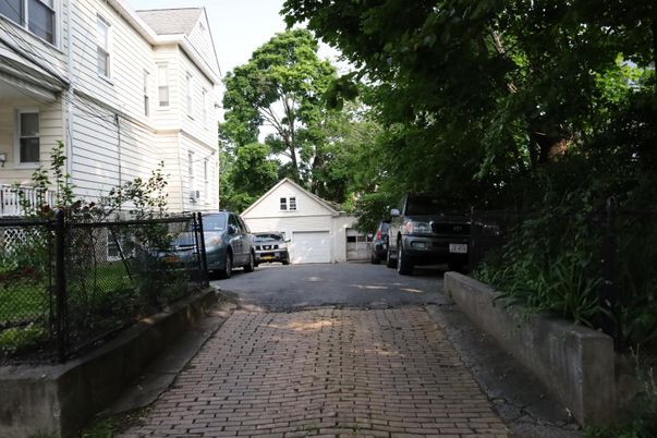 Detached Garage, Exterior