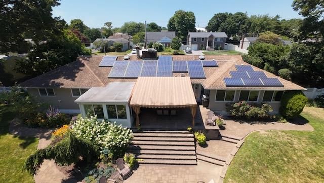Exterior, Drone