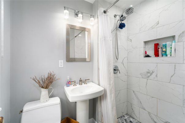 Bathroom, Interior, Marble Walls