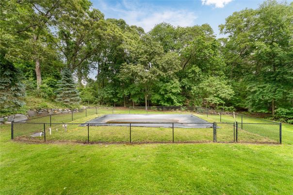 Exterior, Tennis Courts