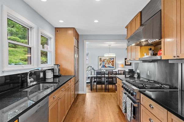 Dining room, Interior, Kitchen, Pendant Lights, Recessed Lighting, Wood Texture Flooring