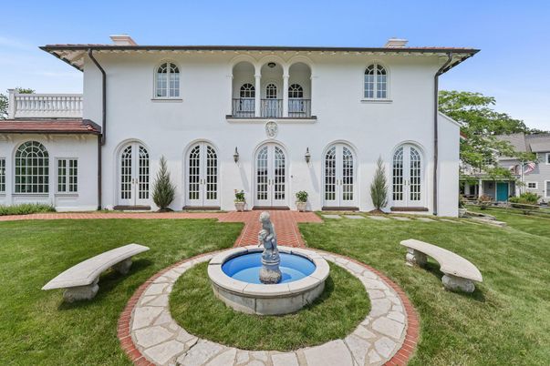 Backyard, Exterior, Facade, French Provincial