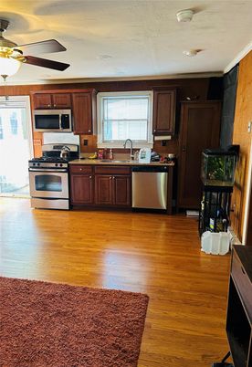 Interior, Kitchen, Stainless Steel Appliances, Wood Texture Flooring