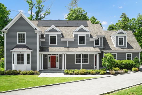 Exterior, Facade, Farmhouse