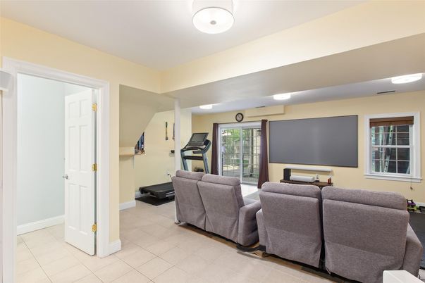 Fitness Equipment, Interior, Living room