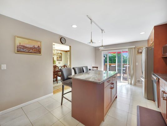 Dining room, Interior, Kitchen, Pendant Lights, Recessed Lighting
