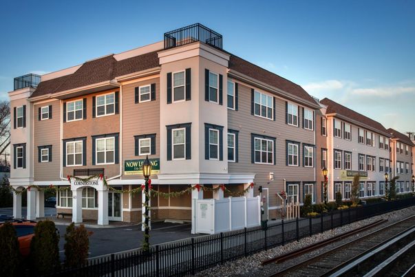 Exterior, Facade, Rowhouse