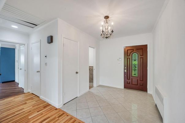 Chandelier, Interior, Recessed Lighting, Wood Texture Flooring