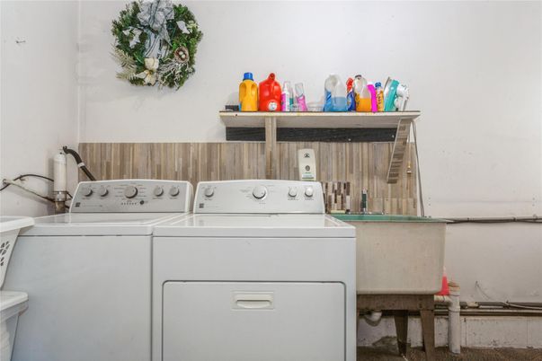 Interior, Utility Closets, Washer