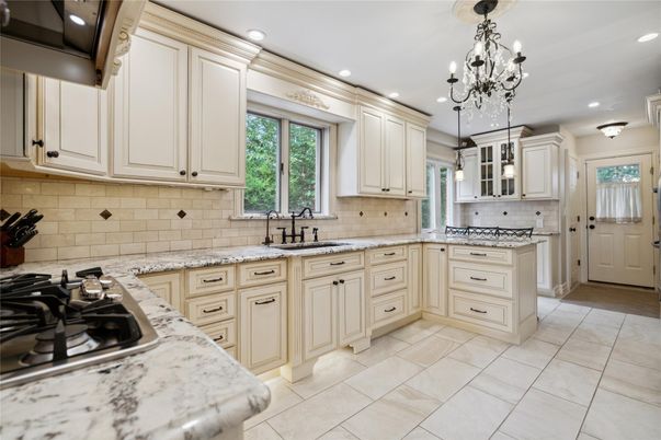 Chandelier, Interior, Kitchen, Pendant Lights, Recessed Lighting