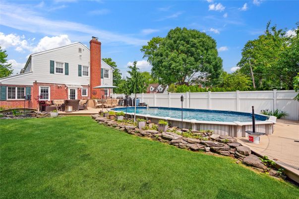 Backyard, Exterior, Pool