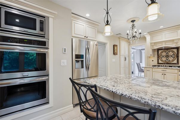 Chandelier, Interior, Kitchen, Pendant Lights, Recessed Lighting, Stainless Steel Appliances