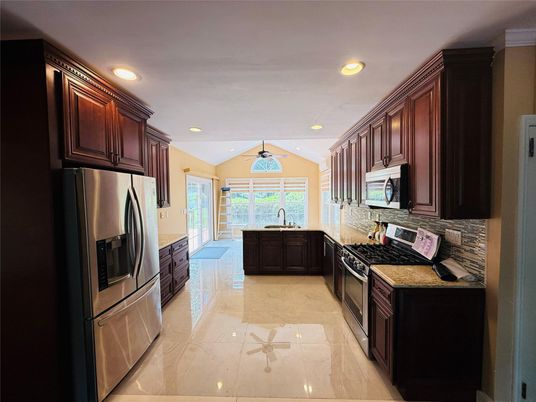 Interior, Kitchen, Recessed Lighting