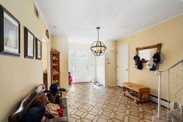 Chandelier, Interior, Pendant Lights
