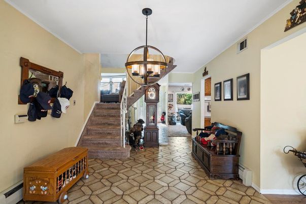 Chandelier, Interior, Pendant Lights
