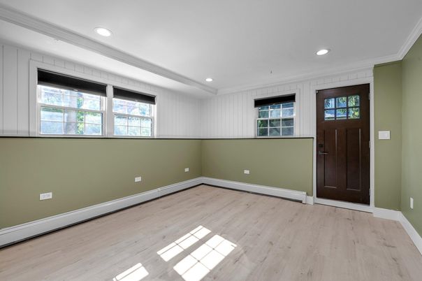 Empty room, Interior, Recessed Lighting, Wood Texture Flooring