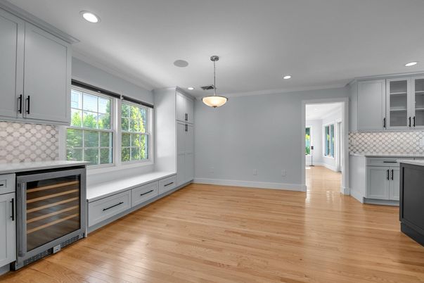 Interior, Pendant Lights, Recessed Lighting, Wood Texture Flooring