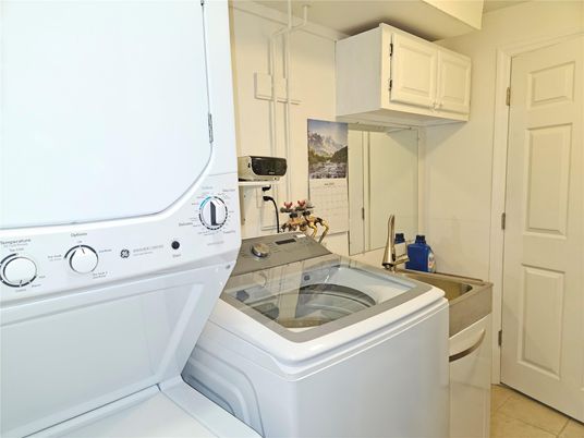 Interior, Utility Closets, Washer