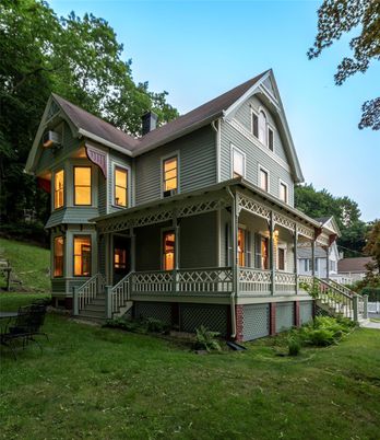 Backyard, Exterior, Facade, Queen Anne Victorian