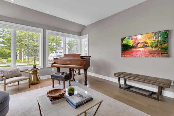 Interior, Piano, Recessed Lighting, Wood Texture Flooring