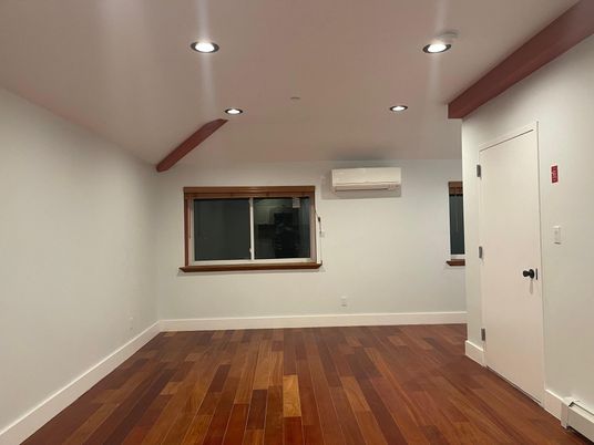 Empty room, Interior, Recessed Lighting, Wood Texture Flooring