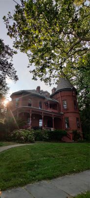 Exterior, Facade, Queen Anne Victorian