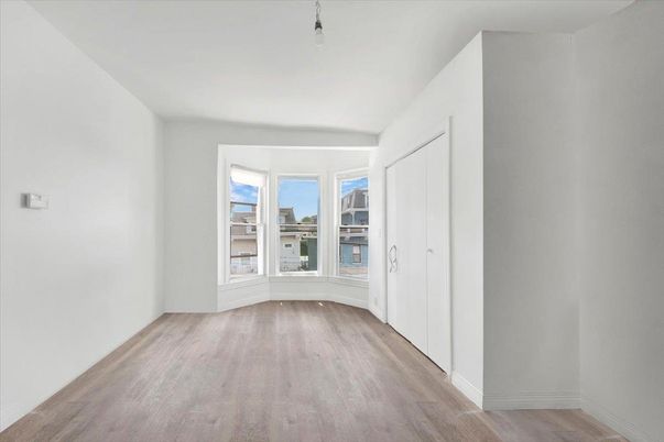 Empty room, Interior, Water, Wood Texture Flooring