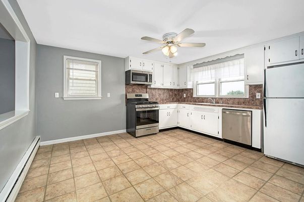 Interior, Kitchen, Stainless Steel Appliances
