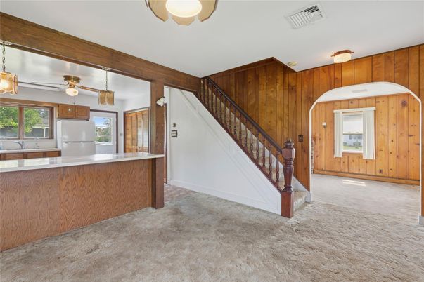 Interior, Kitchen, Pendant Lights, Wooden Walls